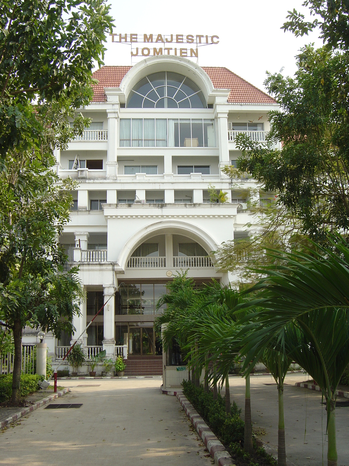 รูปถ่าย ไทย(Thailand) หาดจอมเทียน(Jomtien Beach) มาเจสติกคอนโด(Majestic Condo) 2004-10 8