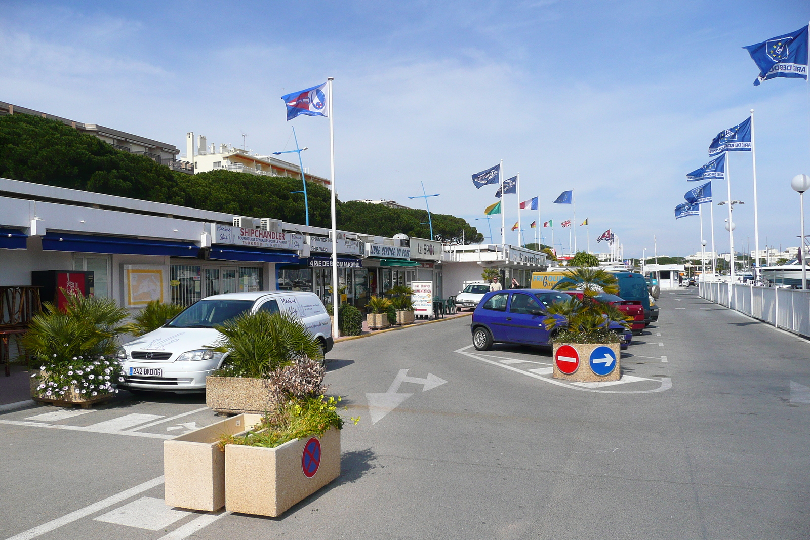 รูปถ่าย ฝรั่งเศส(France) ลานาปูล(La Napoule) ท่าเรือลานาปูล(Port La Napoule) 2008-03 15