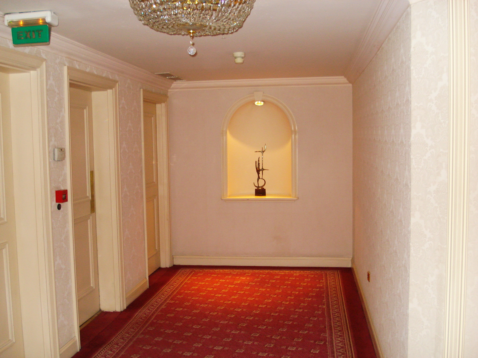 รูปถ่าย คาซัคสถาน(Kazakhstan) อัลมาตี(Almaty) โรงแรมอินเตอร์คอนติเนนตัล อัลมาตี(Intercontinental Almaty Hotel) 2007-03 31