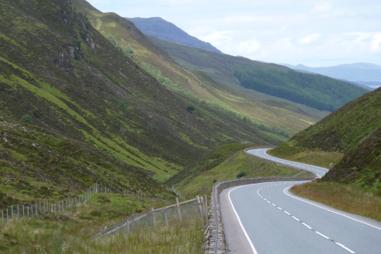 รูปถ่าย อังกฤษ(United Kingdom) สกอตแลนด์(Scotland) ทะเลสาบลอคมารี(Loch Maree) 2011-07 3