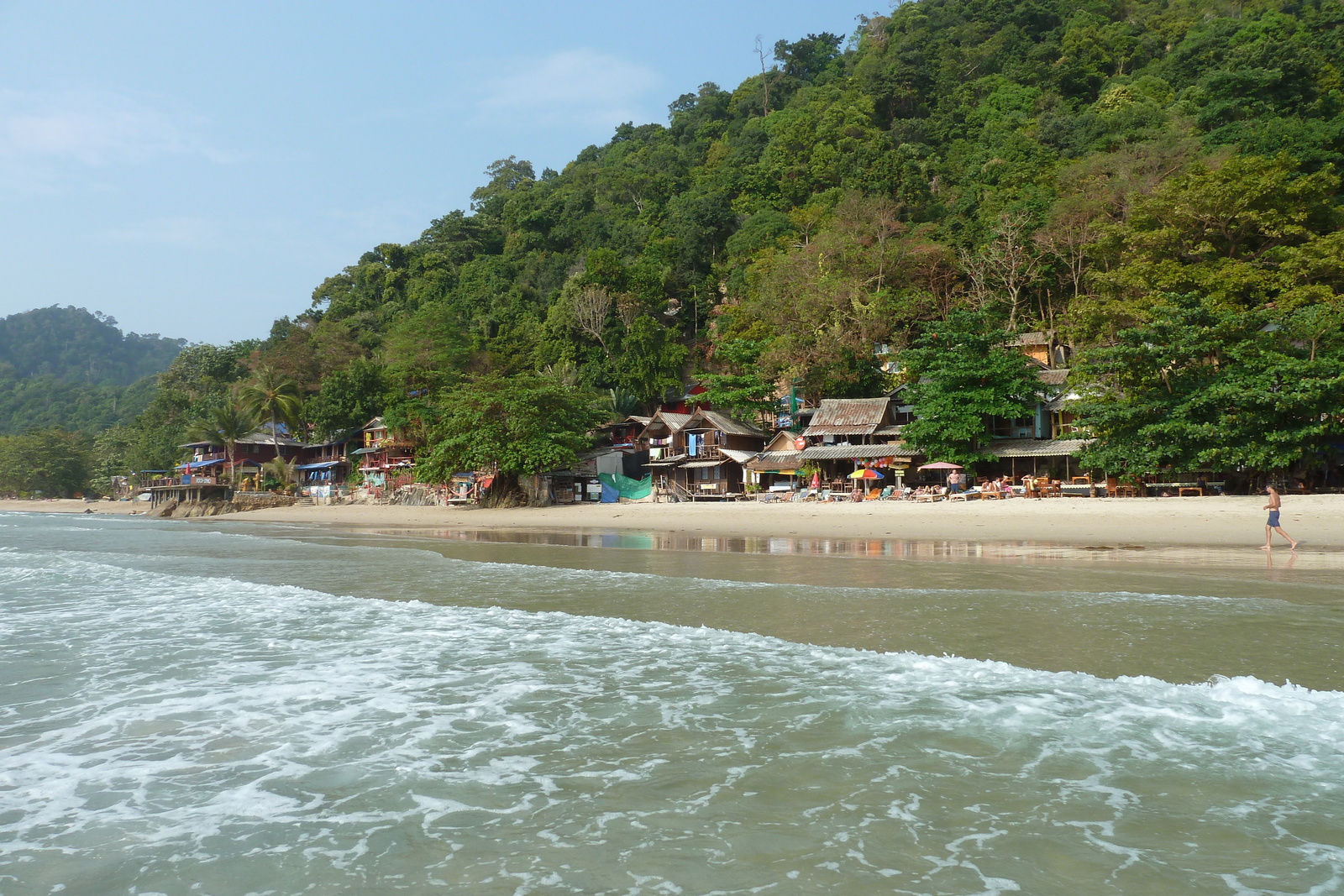 รูปถ่าย ไทย(Thailand) เกาะช้าง(Ko Chang) หาดทรายขาว(White sand beach) 2011-02 73
