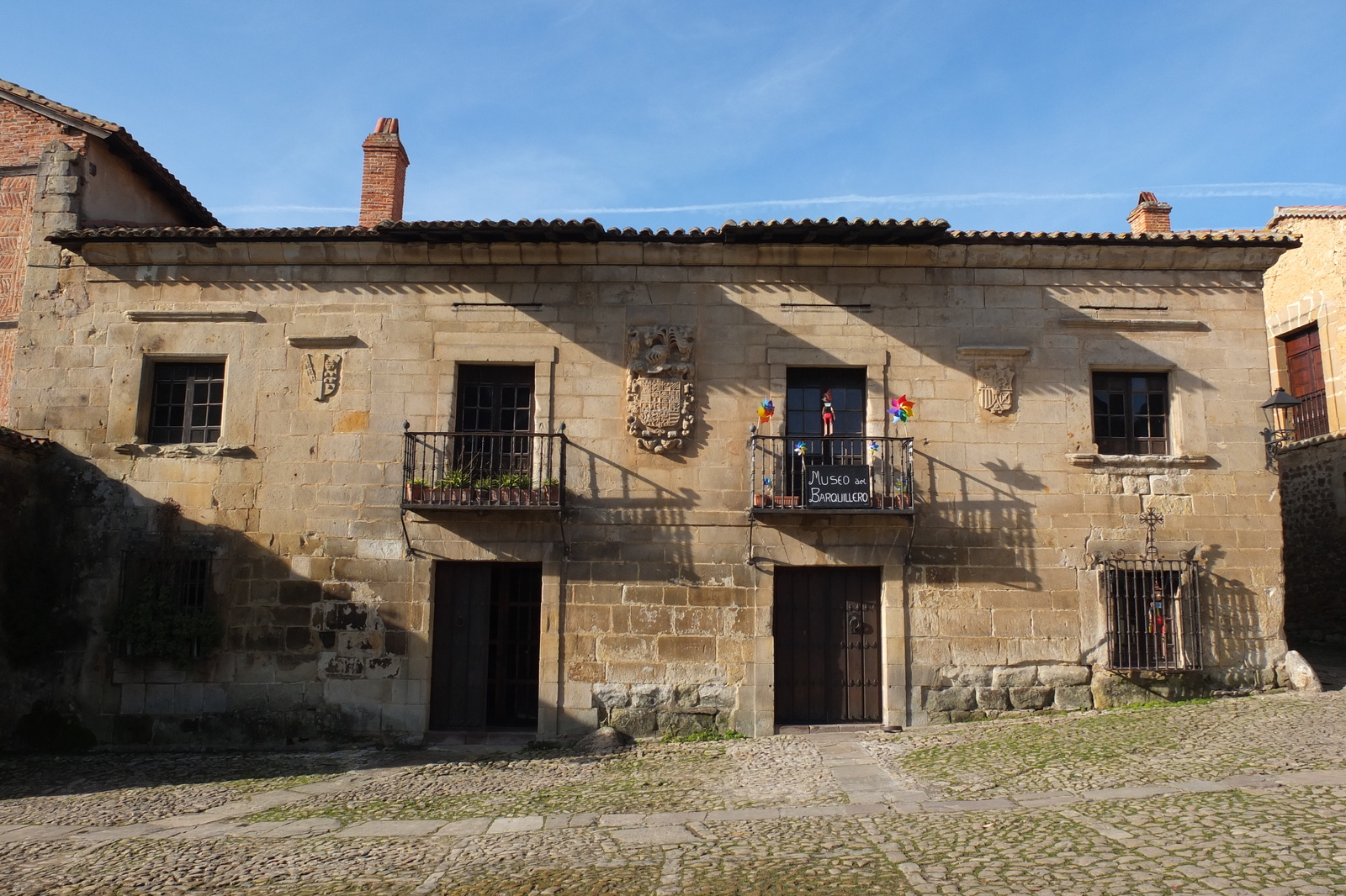 รูปถ่าย สเปน(Spain) ซันตีญานาเดลมาร์(Santillana del Mar) 2013-01 62