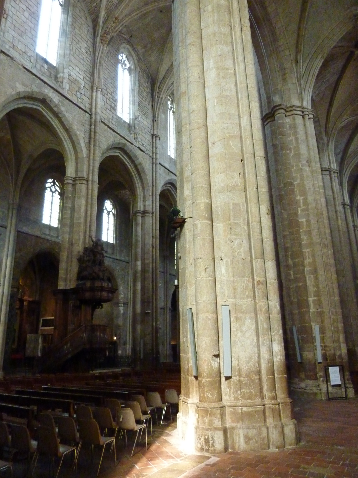 รูปถ่าย ฝรั่งเศส(France) แซ็งมักซีแม็ง-ลา-แซ็นต์-โบม(Saint Maximin la Sainte Baume) 2009-05 3