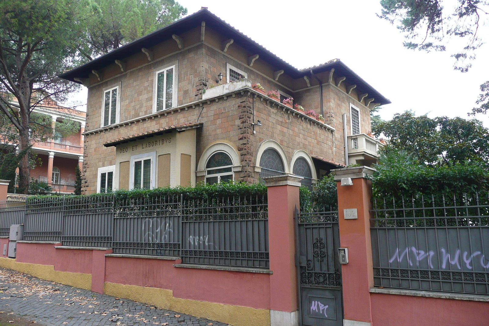 รูปถ่าย อิตาลี(Italy) โรม(Rome) ถนนกลอรีโอโซ(Viale Glorioso) 2007-11 23