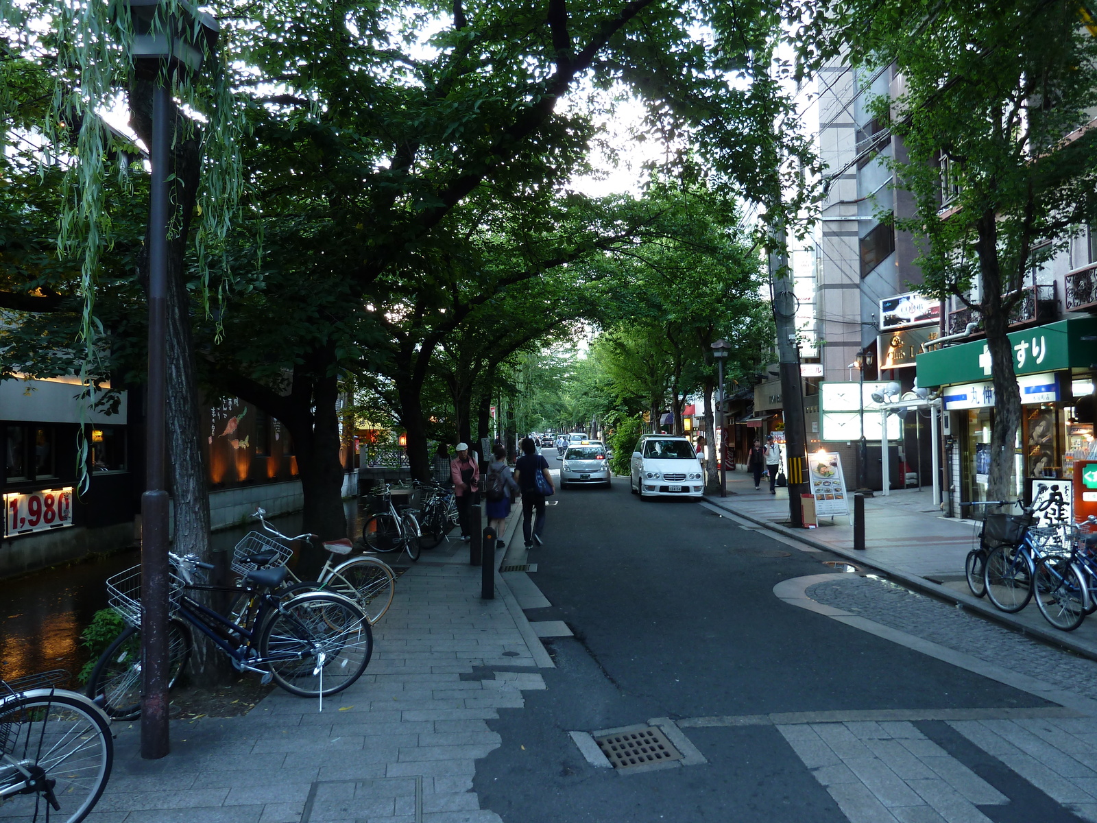 รูปถ่าย ญี่ปุ่น(Japan) เกียวโต(Kyoto) คิยะมะจิ(Kiyamachi) 2010-06 1