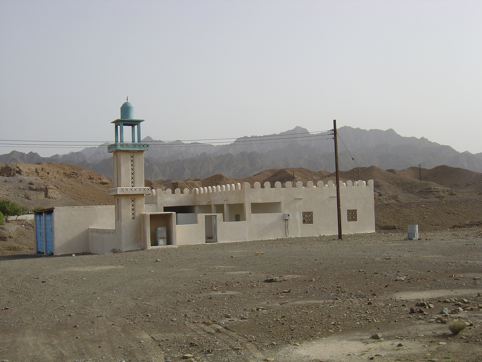 รูปถ่าย โอมาน(Oman) จากบูไรมิไปถนนโซฮาร์(Buraimi to Sohar road) 2005-03 10