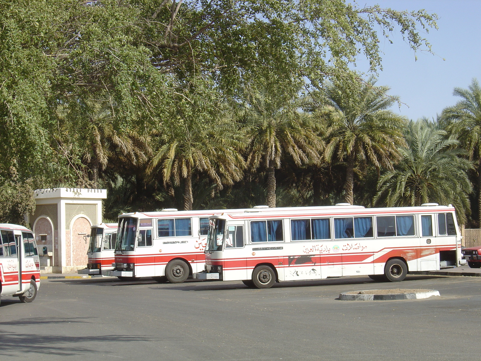 รูปถ่าย สหรัฐอาหรับเอมิเรตส์(United Arab Emirates) อาเลอิน(Al Ain) 2005-03 46