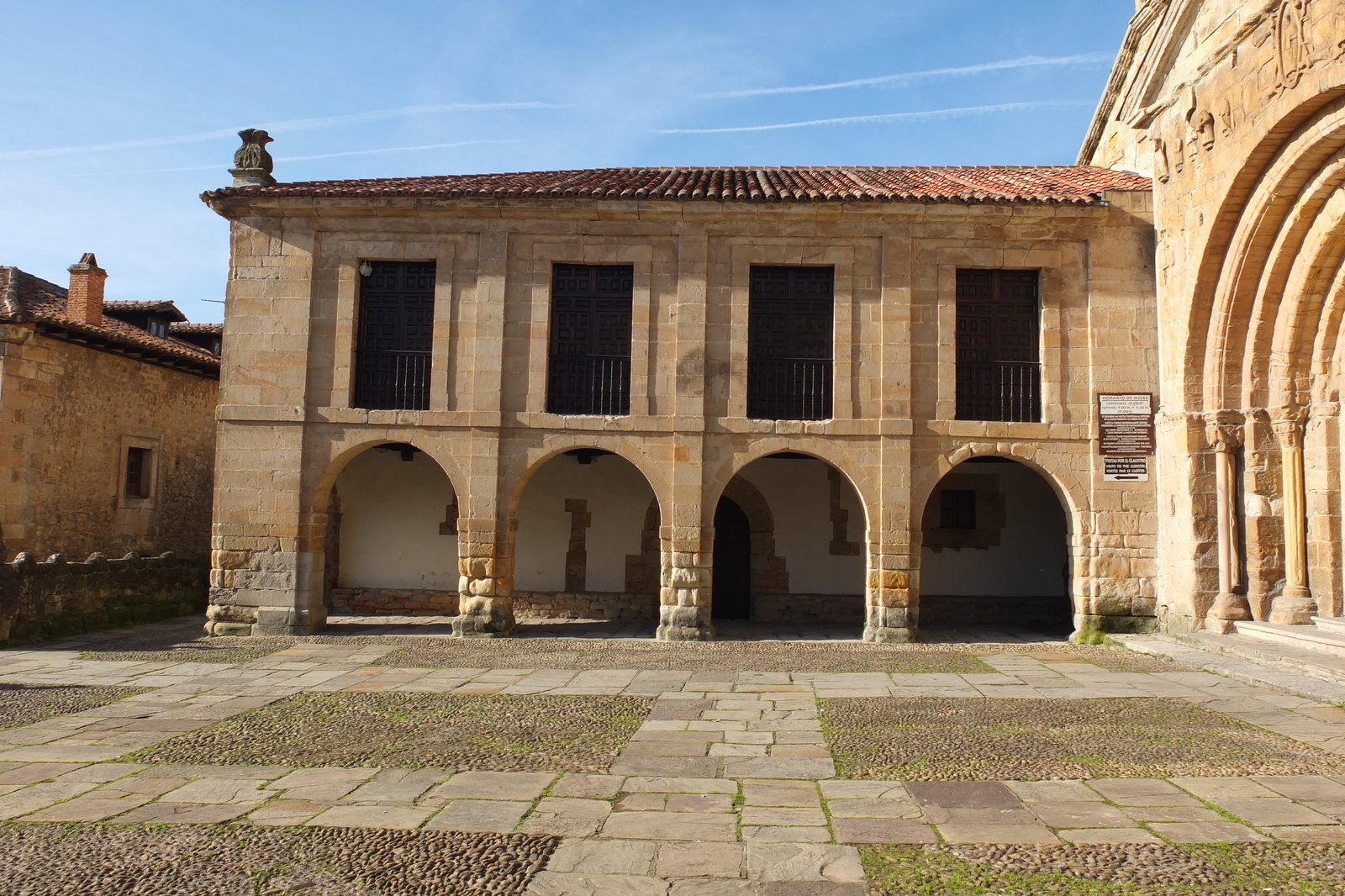 รูปถ่าย สเปน(Spain) ซันตีญานาเดลมาร์(Santillana del Mar) 2013-01 101