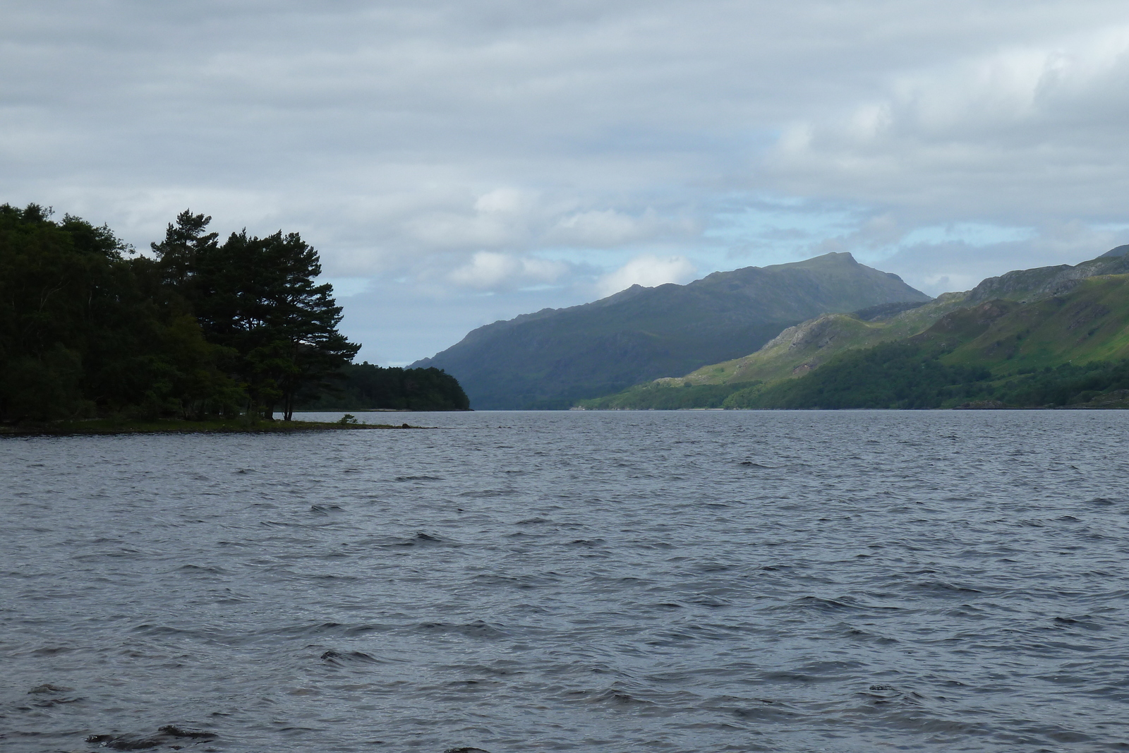 รูปถ่าย อังกฤษ(United Kingdom) สกอตแลนด์(Scotland) ทะเลสาบลอคมารี(Loch Maree) 2011-07 14