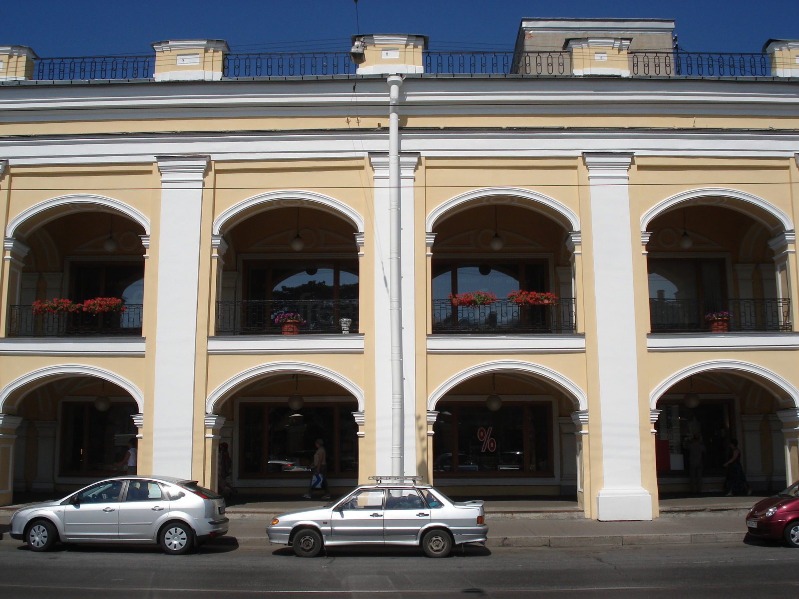 รูปถ่าย รัสเซีย(Russia) เซนต์ปีเตอร์สเบิร์ก(St Petersburg) ห้างสรรพสินค้าเนฟสกี(Nevsky Departement Store) 2006-07 12