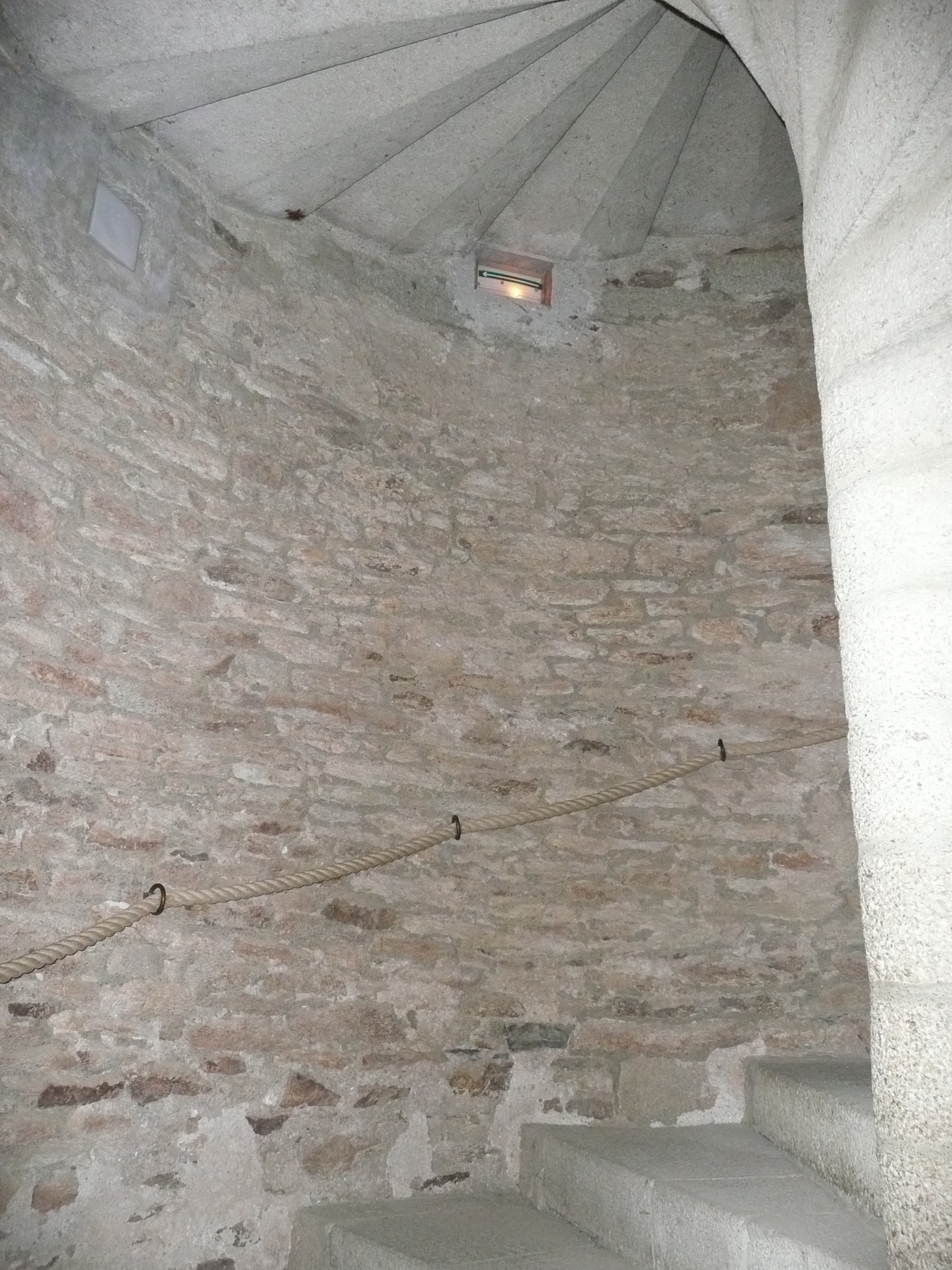 รูปถ่าย ฝรั่งเศส(France) ซืสซีนีโอ(Suscinio) ปราสาทซูซีนีโอ(Suscinio Castle) 2007-09 75