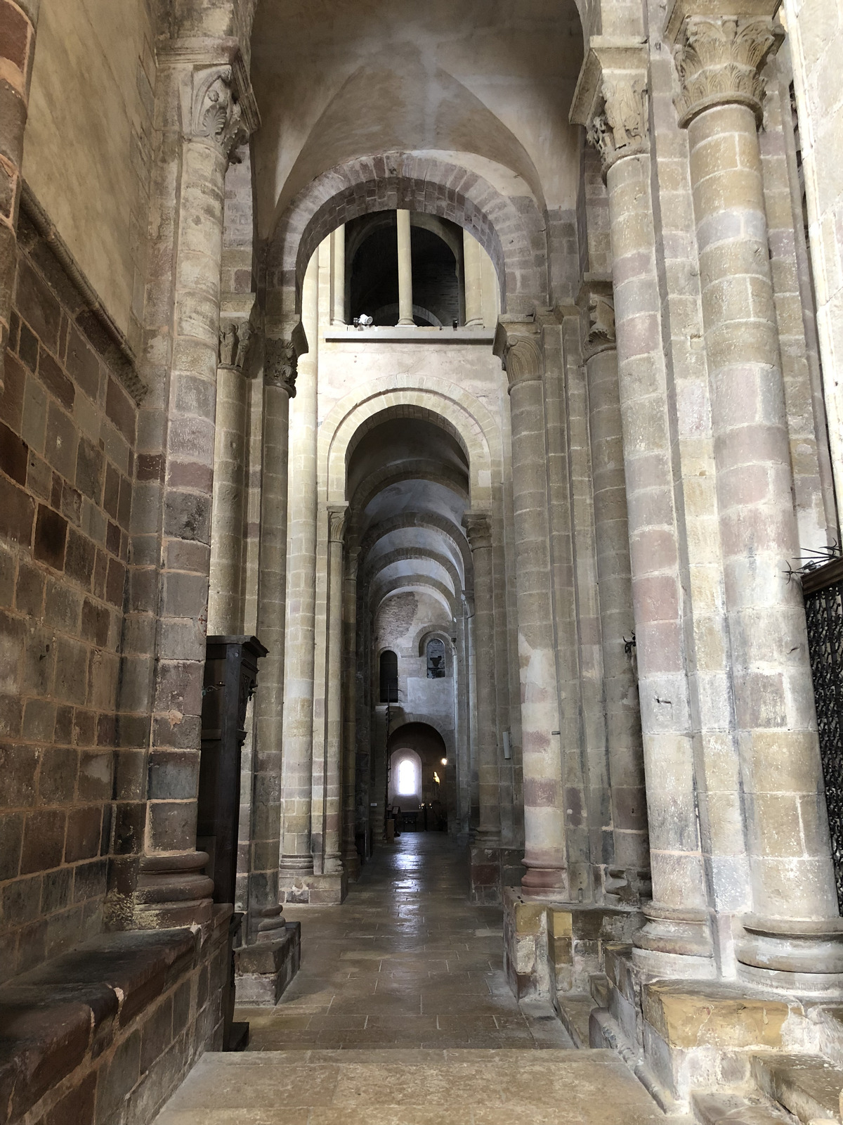 รูปถ่าย ฝรั่งเศส(France) กงก์(Conques) 2018-04 115