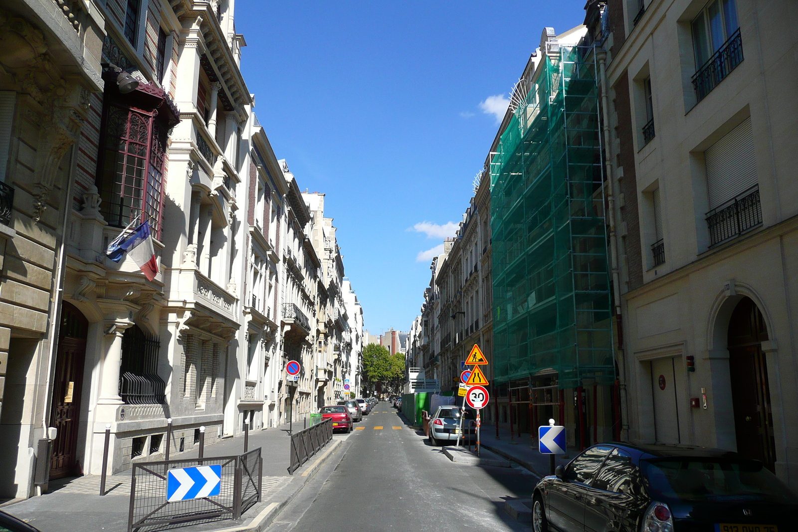 รูปถ่าย ฝรั่งเศส(France) ปารีส(Paris) คุ้มที่ 17 (17th Arrondissement) ถนนฟอร์ตูนี(Rue Fortuny) 2007-09 24
