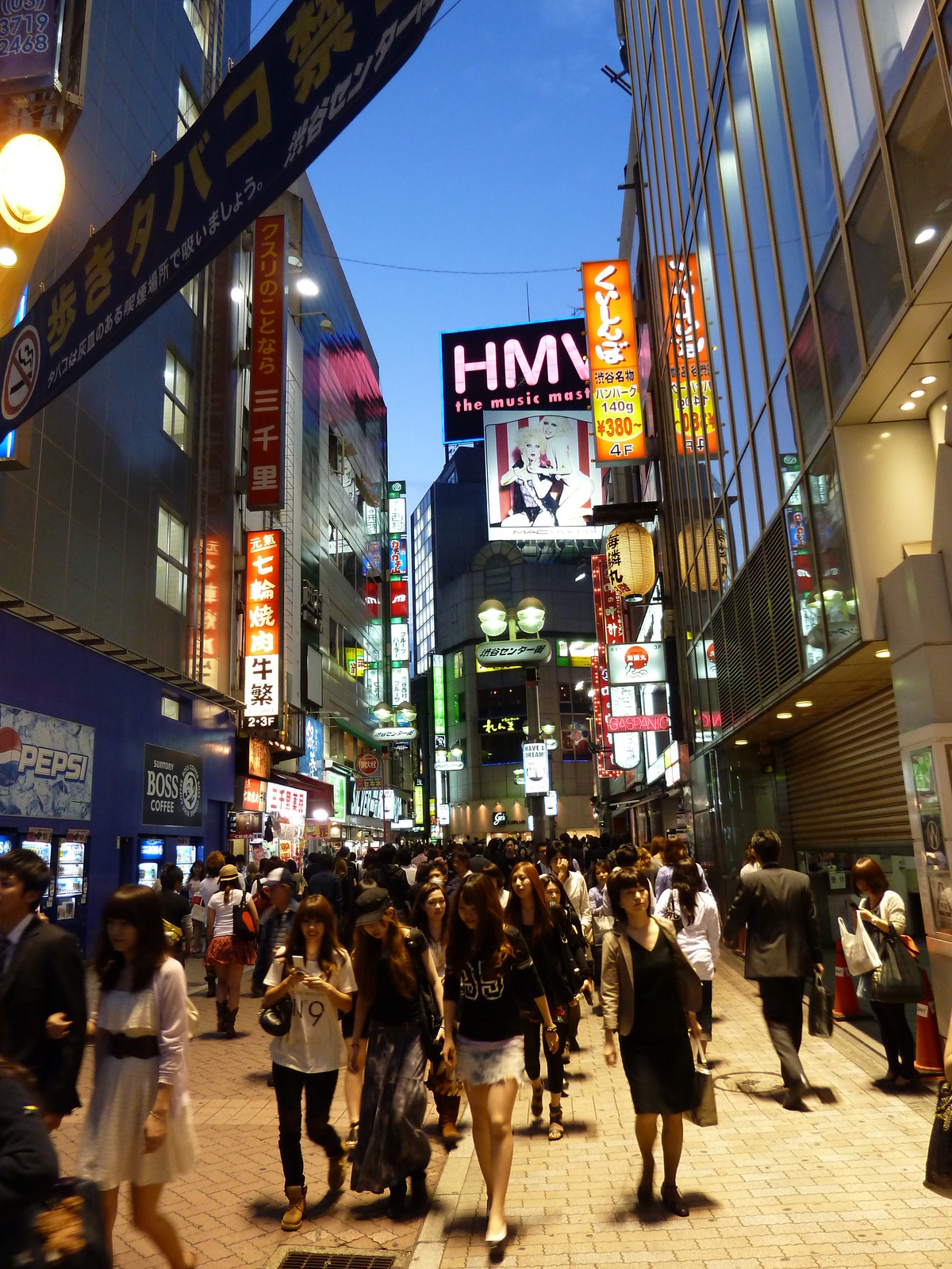 รูปถ่าย ญี่ปุ่น(Japan) โตเกียว(Tokyo) ชิบูย่า(Shibuya) 2010-06 55
