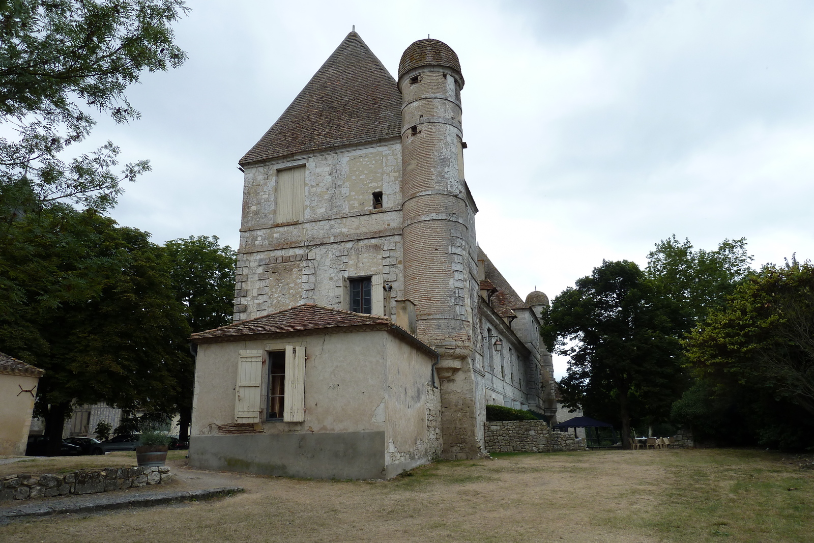 รูปถ่าย ฝรั่งเศส(France) อีซีฌัก(Issigeac) 2010-08 100