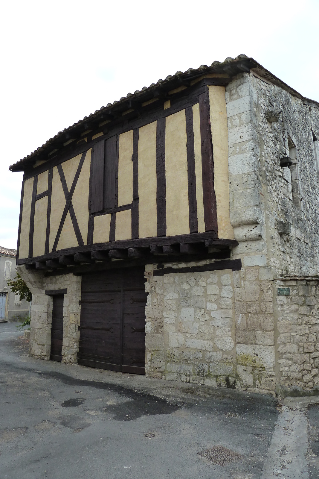 รูปถ่าย ฝรั่งเศส(France) อีซีฌัก(Issigeac) 2010-08 71