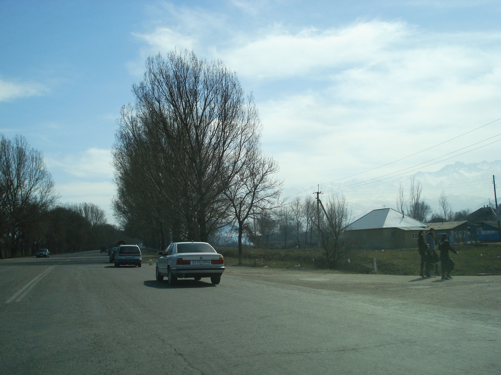 รูปถ่าย คาซัคสถาน(Kazakhstan) ถนนจากอัลมาตีไปหุบผาชารึน(Almaty to Charyn Canyon road) 2007-03 157