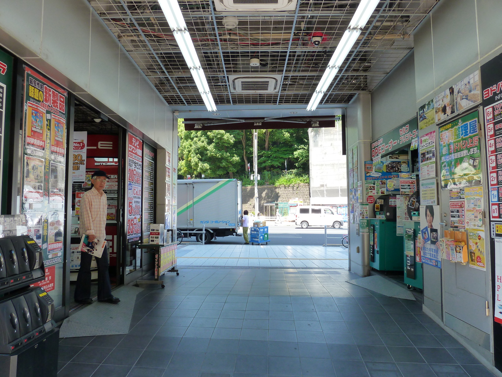 รูปถ่าย ญี่ปุ่น(Japan) โตเกียว(Tokyo) อุเอโนะ(Ueno) 2010-06 3