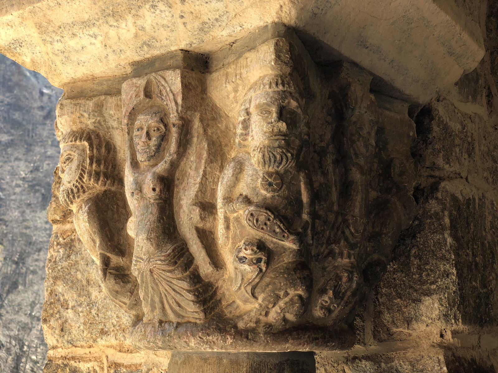 รูปถ่าย ฝรั่งเศส(France) แอบบีแซ็งมาร์แต็งดูกานีกู(Abbaye Saint Martin du Canigou) 2018-04 5