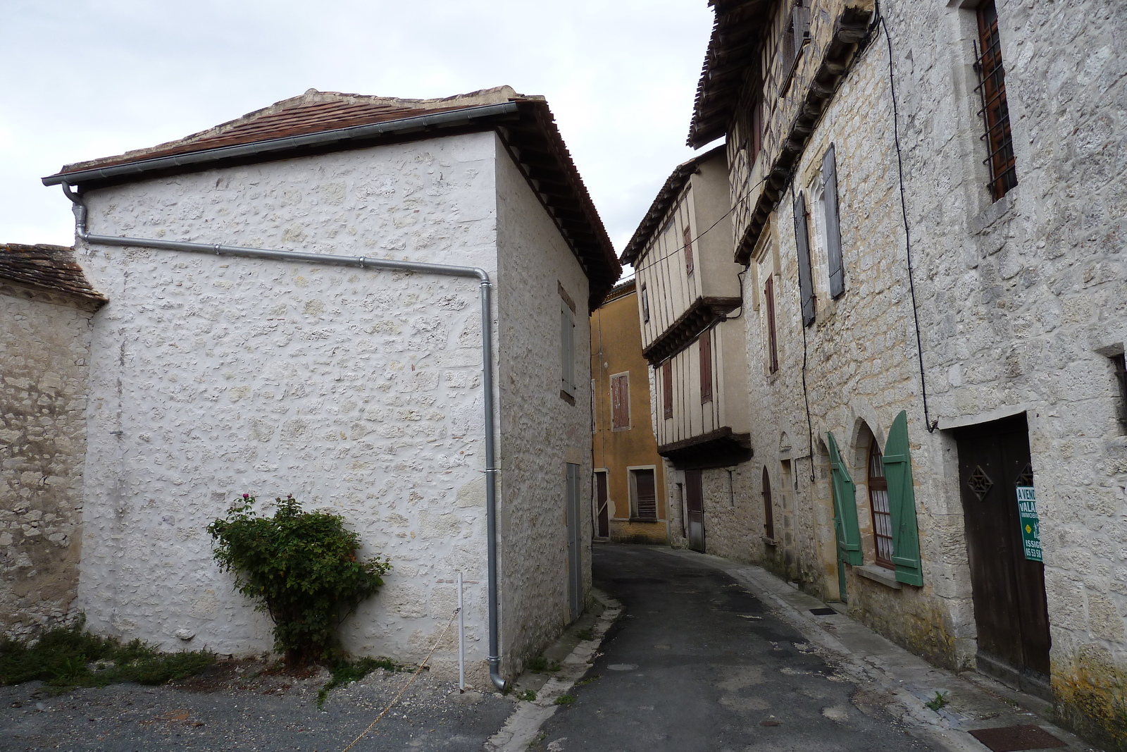 รูปถ่าย ฝรั่งเศส(France) อีซีฌัก(Issigeac) 2010-08 80