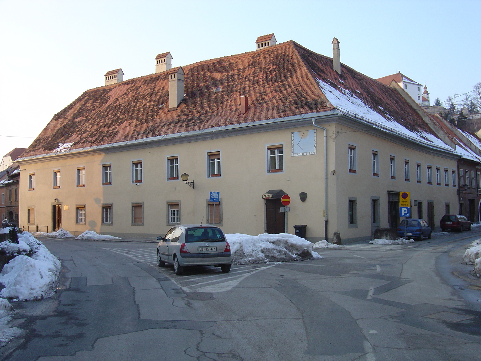 รูปถ่าย สโลวีเนีย(Slovenia) พีทูจ(Ptuj) 2005-03 9