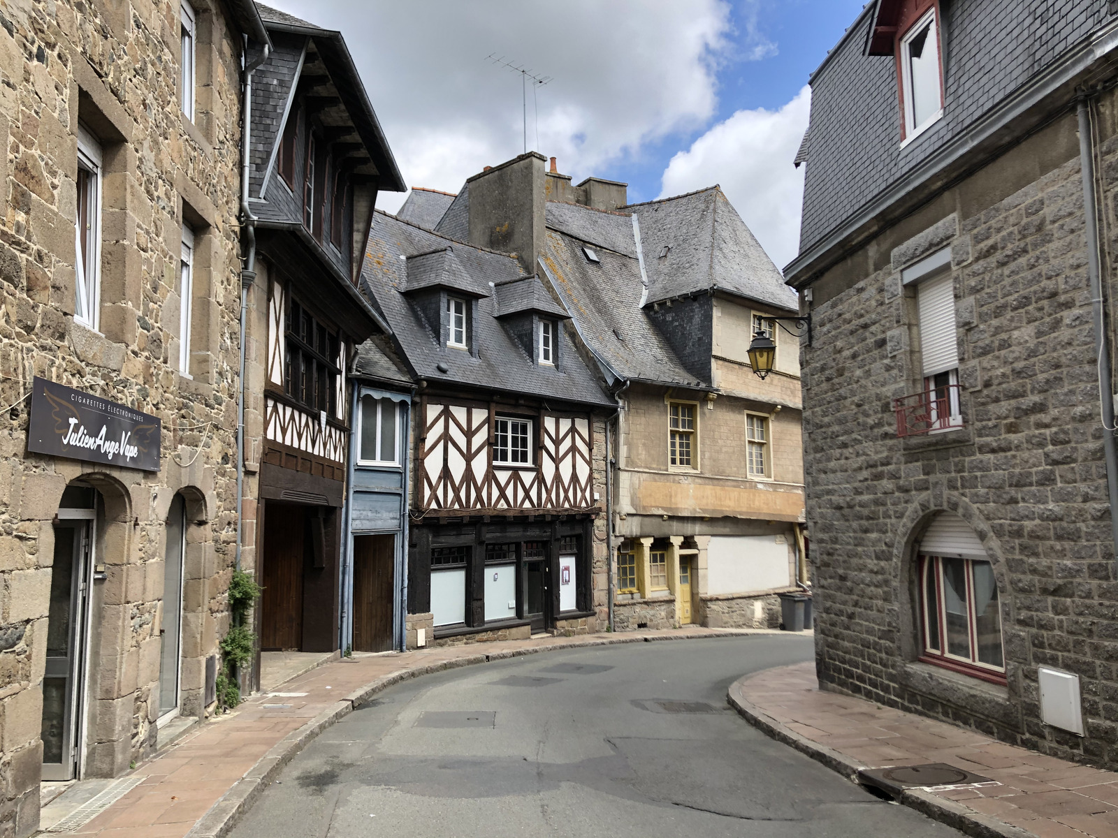 รูปถ่าย ฝรั่งเศส(France) เทรกีเอ(Treguier) 2020-06 37
