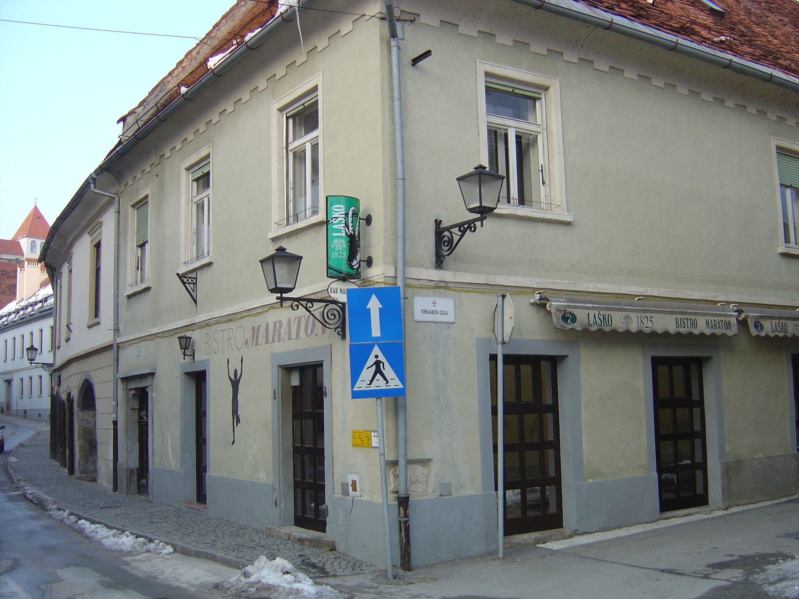 รูปถ่าย สโลวีเนีย(Slovenia) พีทูจ(Ptuj) 2005-03 3