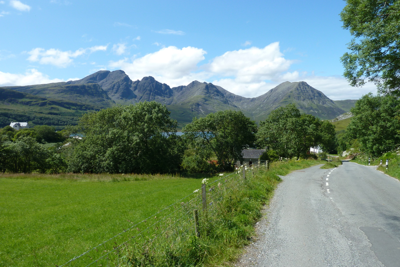 รูปถ่าย อังกฤษ(United Kingdom) เกาะสกาย(Skye) เทือกเขาคูลิน(The Cuillin) 2011-07 148