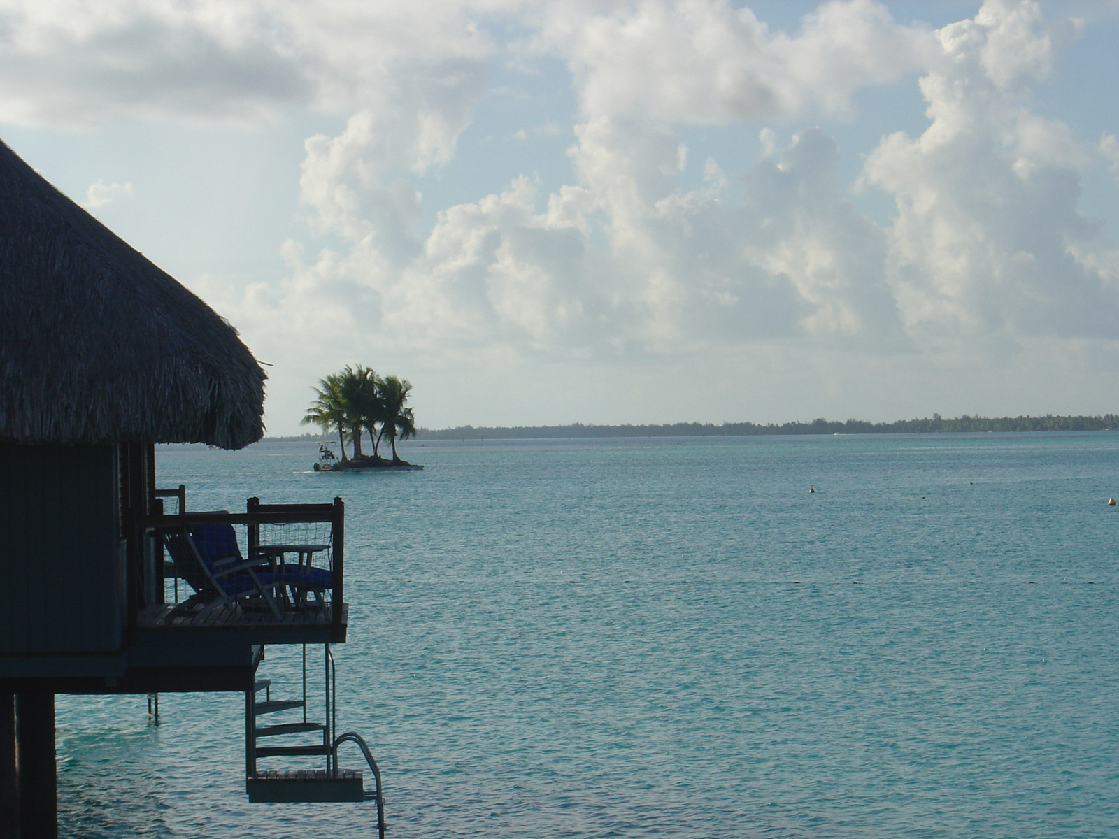 รูปถ่าย เฟรนช์โพลี่นีเซีย(Polynesia) โรงแรมเลอเมอริเดียน โบราโบรา(Meridien Bora Bora Hotel) 2006-04 14