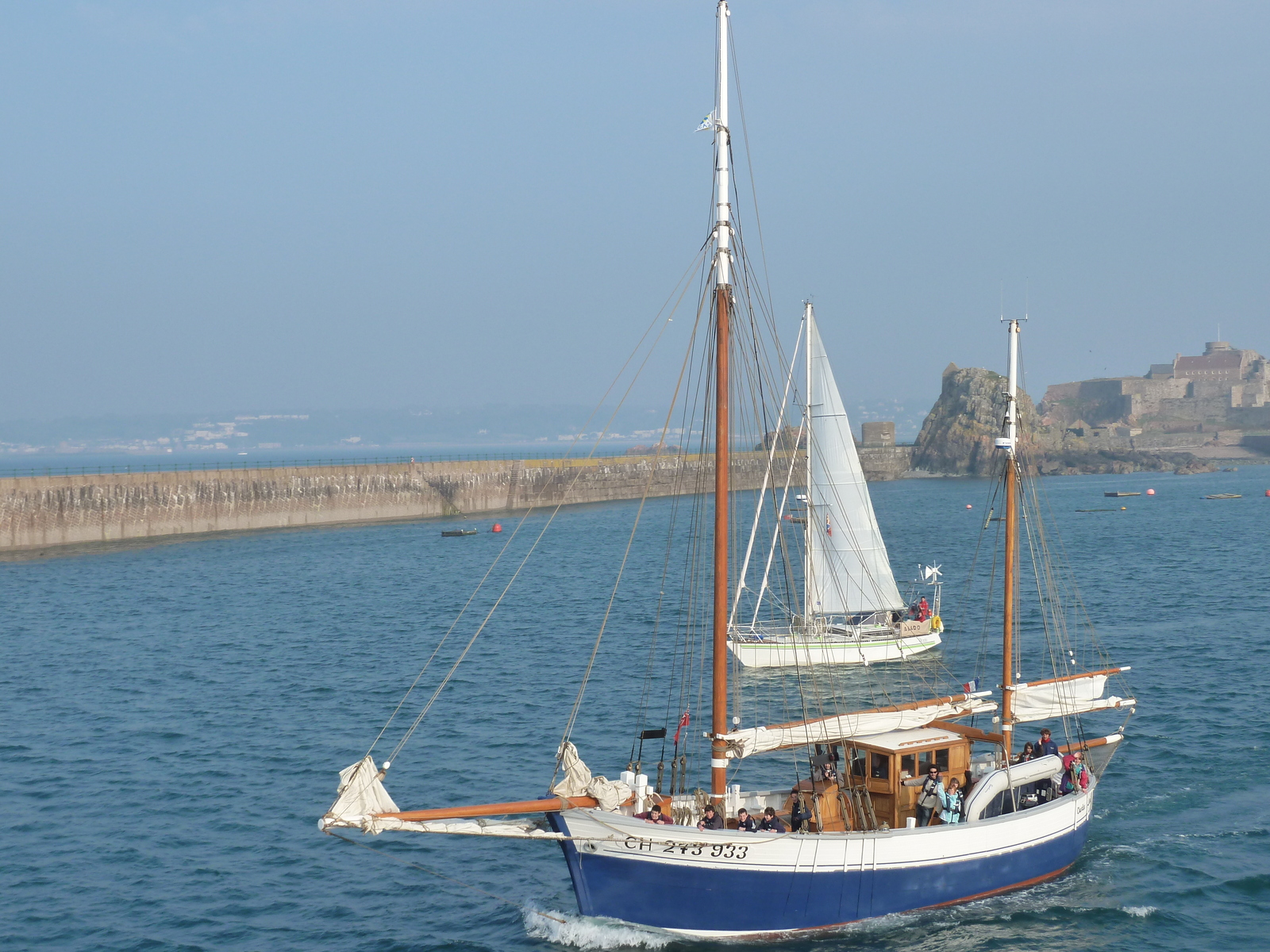 รูปถ่าย ฝรั่งเศส(France) เรือจากแซ็งมาโลไปเจอร์ซีย์(Boat from St Malo to Jersey) 2010-04 48