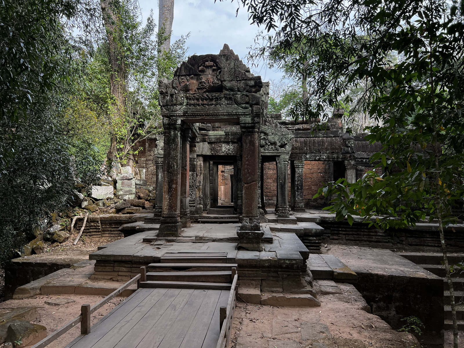 รูปถ่าย กัมพูชา(Cambodia) เสียมราฐ(Siem Reap) ปราสาทตาพรหม(Ta Prohm) 2023-01 31
