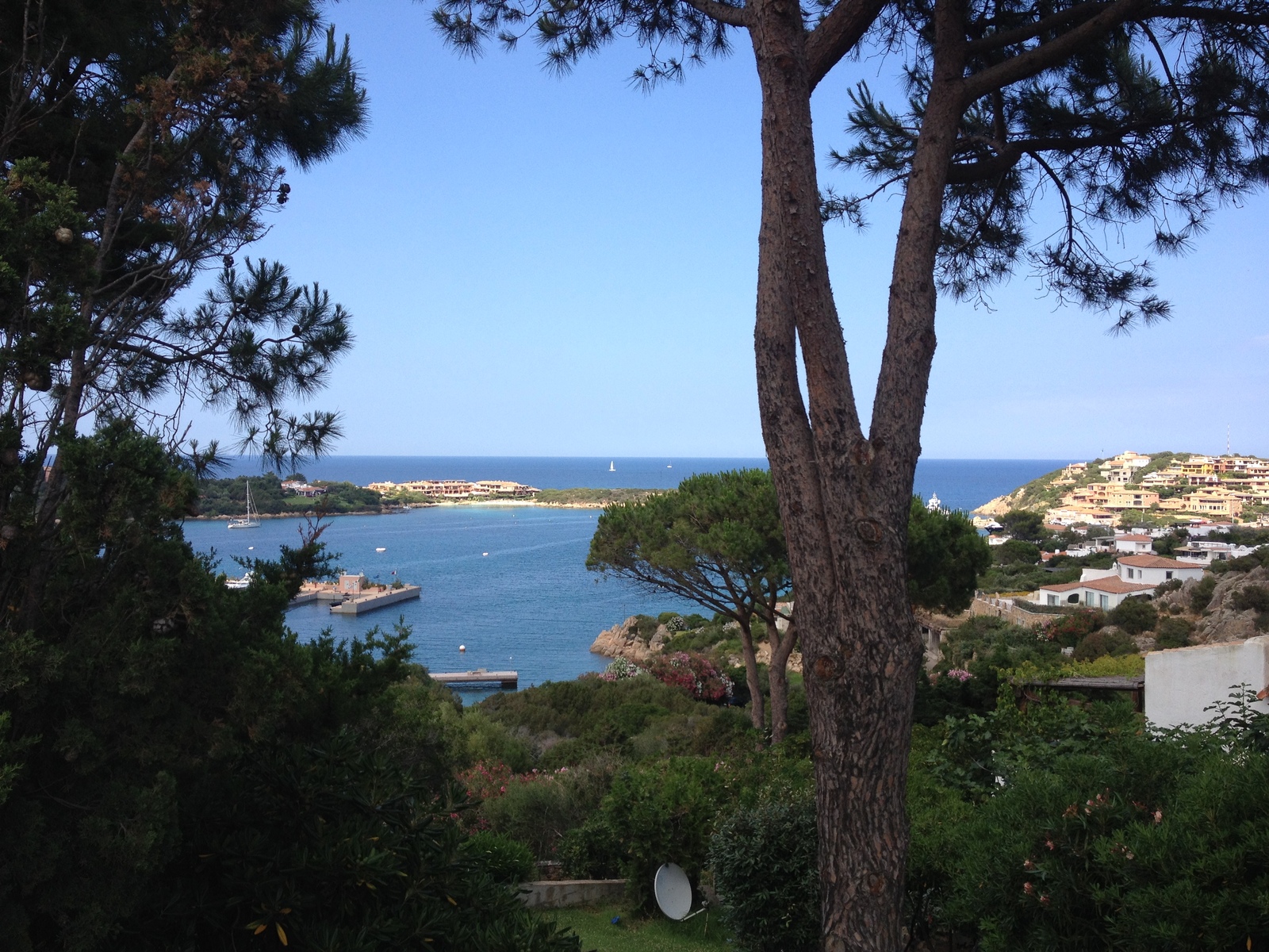รูปถ่าย อิตาลี(Italy) ซาร์ดิเนีย(Sardinia) ปอร์โตแชร์โว(Porto Cervo) 2015-06 12
