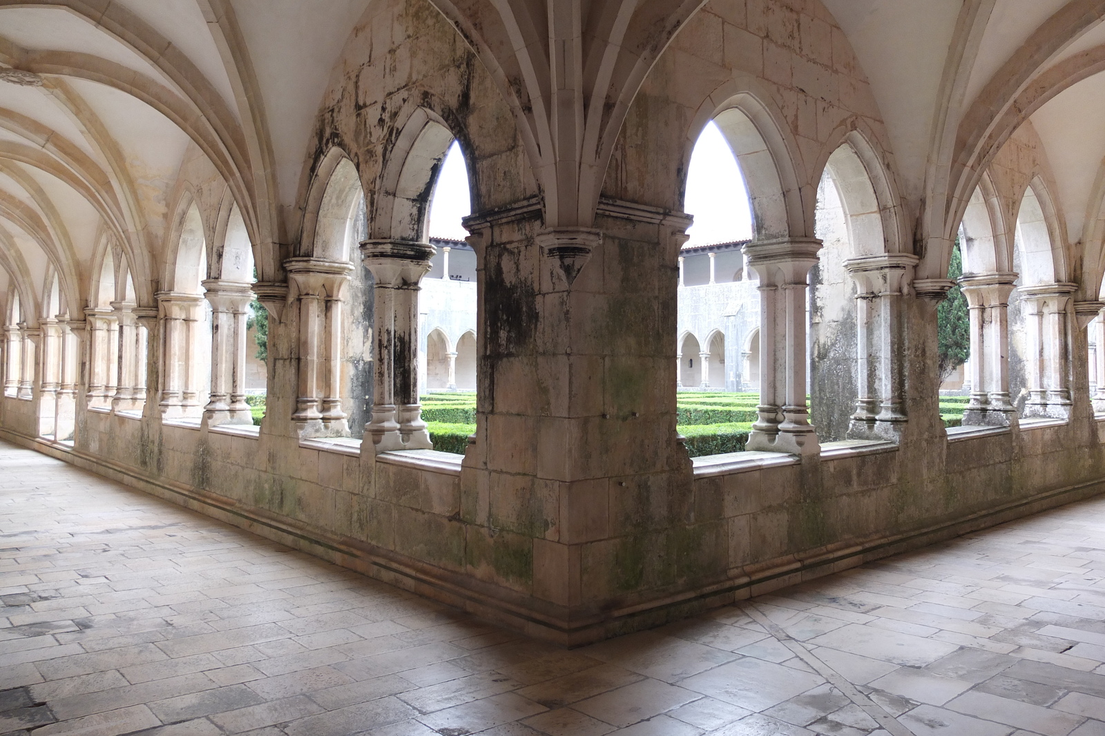 รูปถ่าย โปรตุเกส(Portugal) บาตาลยา(Batalha) 2013-01 57