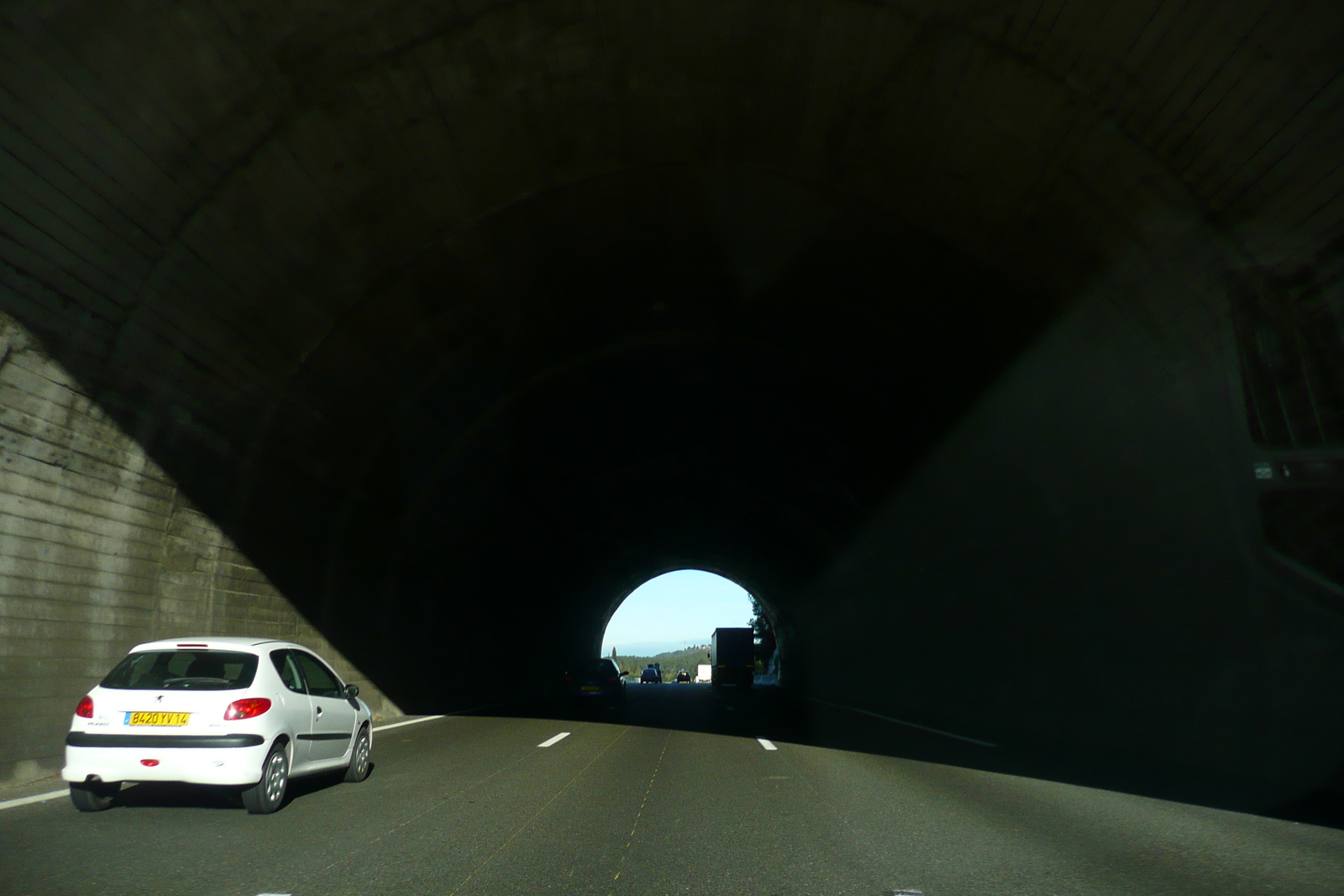 รูปถ่าย ฝรั่งเศส(France) เฟรนช์ริวิเอรา(French Riviera) ถนนจากเลอลุกไปแอ็กซ์(Le Luc to Aix Road) 2008-04 49
