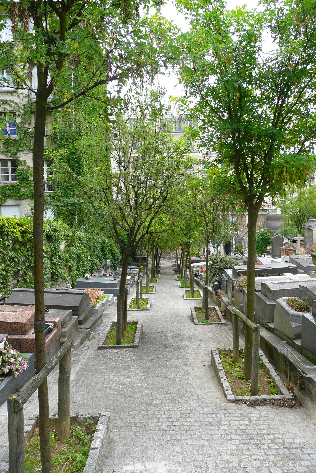 รูปถ่าย ฝรั่งเศส(France) ปารีส(Paris) สุสานแซ็ง-แว็งซ็อง(St. Vincent Cemetery) 2007-06 34
