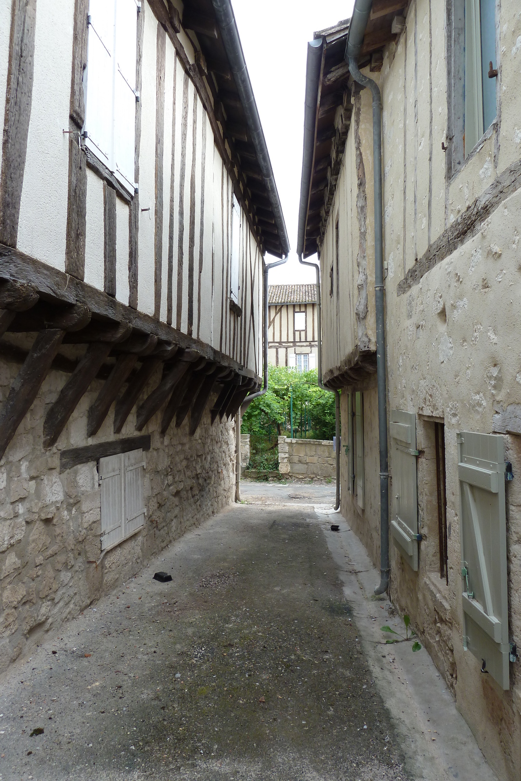 รูปถ่าย ฝรั่งเศส(France) อีซีฌัก(Issigeac) 2010-08 27