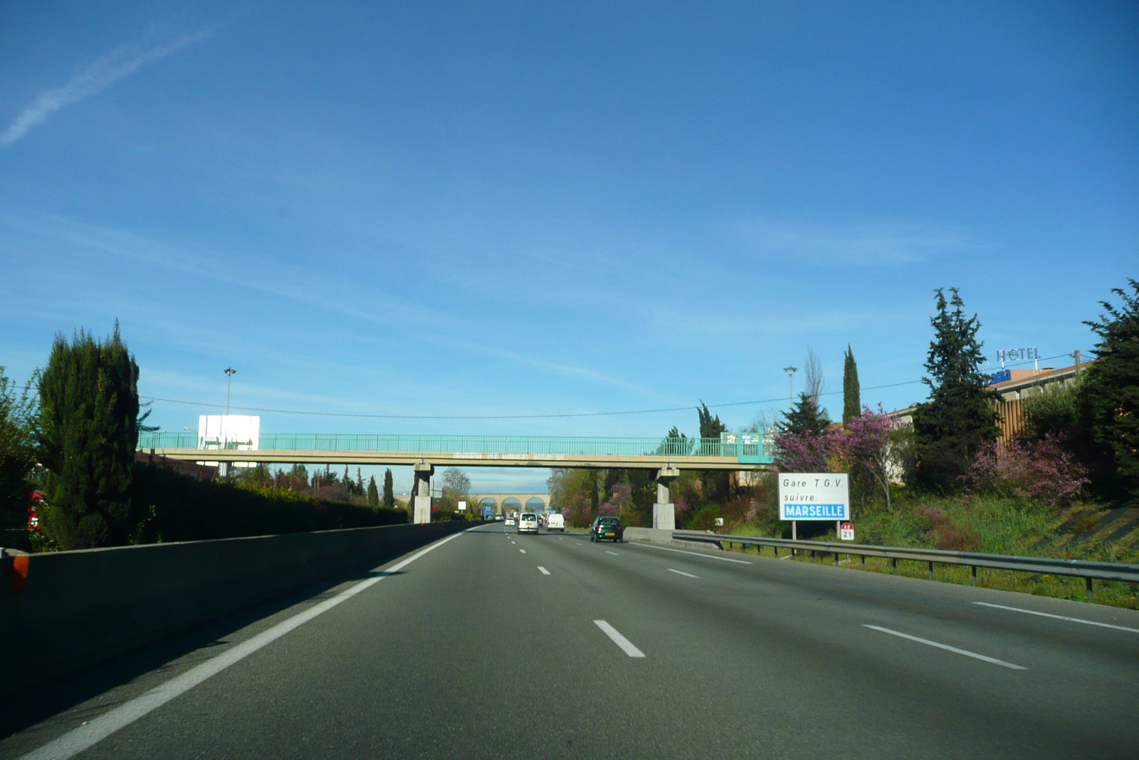 รูปถ่าย ฝรั่งเศส(France) เฟรนช์ริวิเอรา(French Riviera) ถนนจากเลอลุกไปแอ็กซ์(Le Luc to Aix Road) 2008-04 20