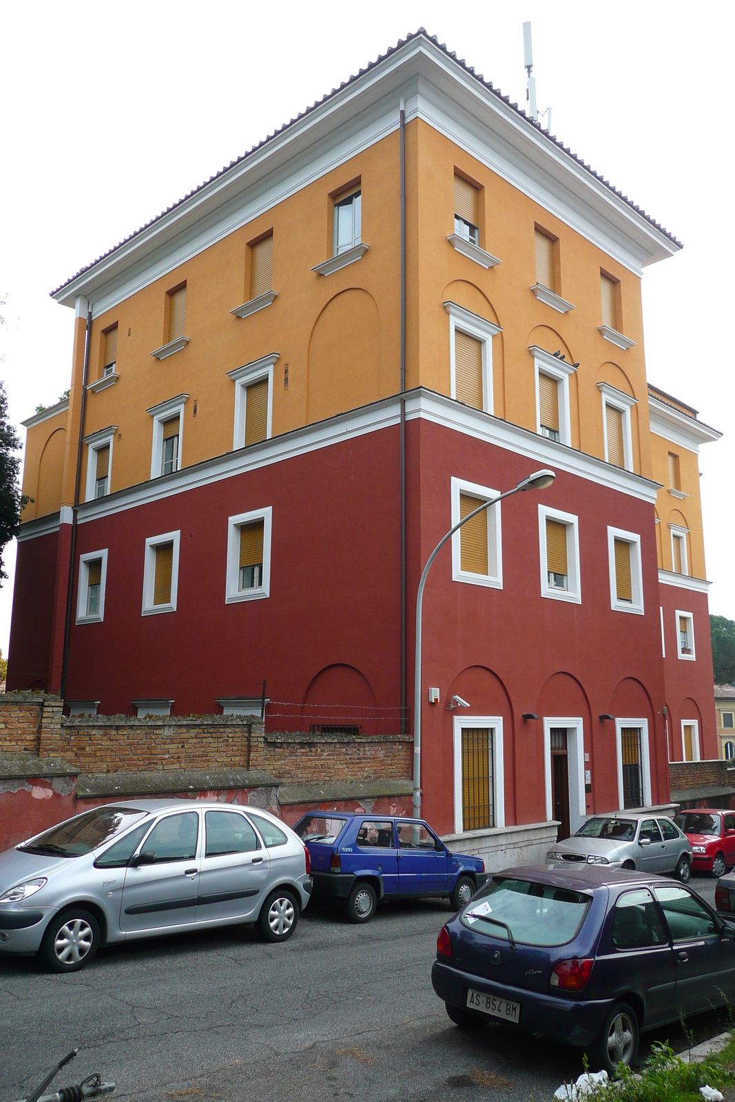 รูปถ่าย อิตาลี(Italy) โรม(Rome) ถนนจาโกโมเมดีชี(Via Giacomo Medici) 2007-11 15
