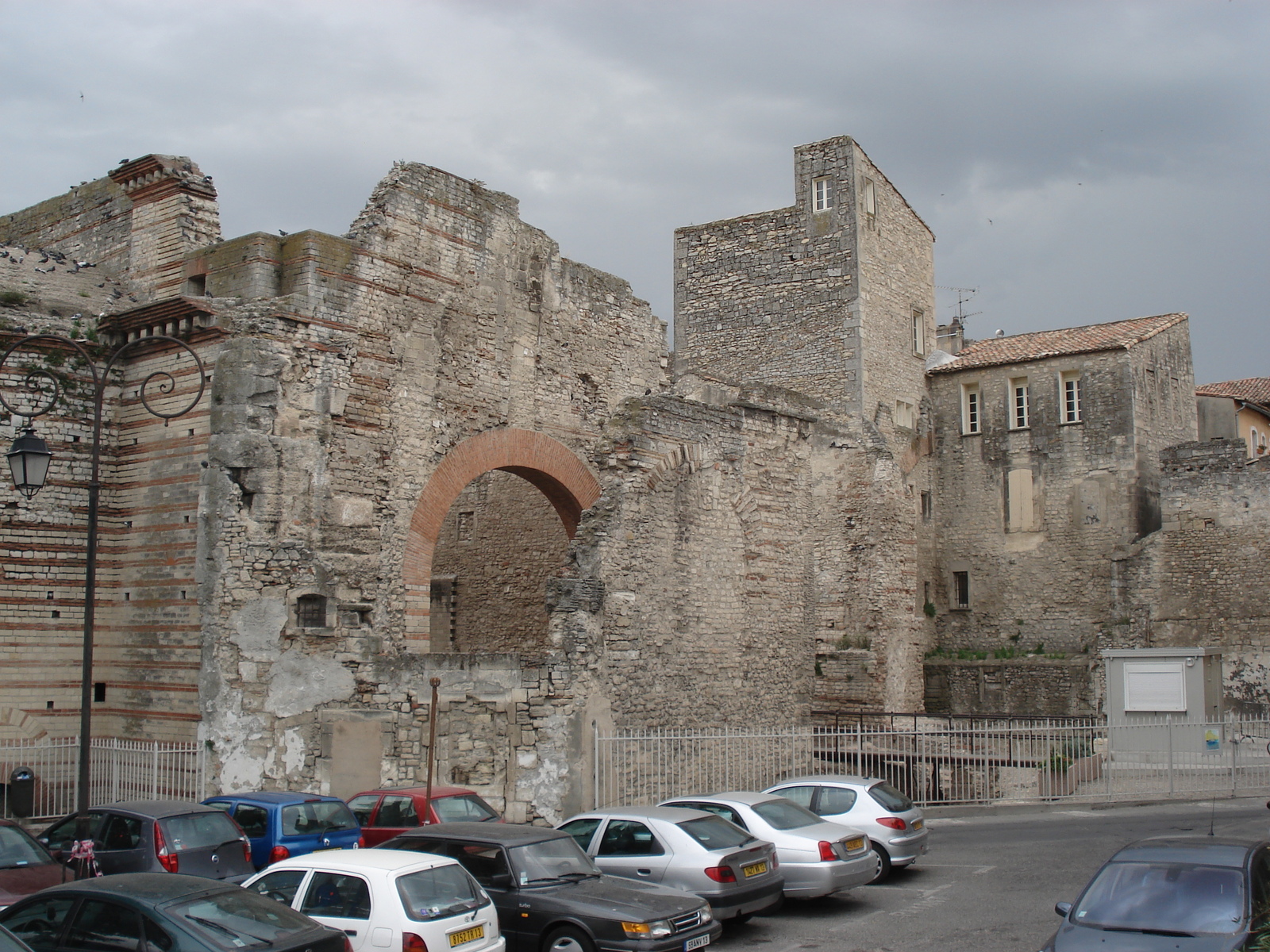 รูปถ่าย ฝรั่งเศส(France) อาร์เลอ(Arles) 2006-06 10