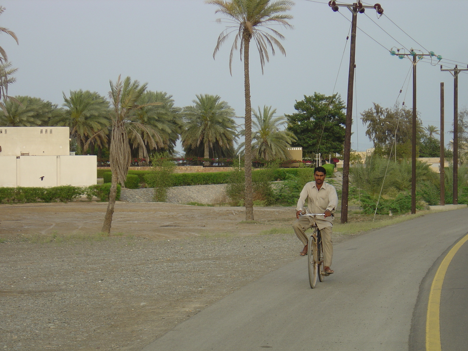 รูปถ่าย โอมาน(Oman) โซฮาร์(Sohar) 2005-03 14