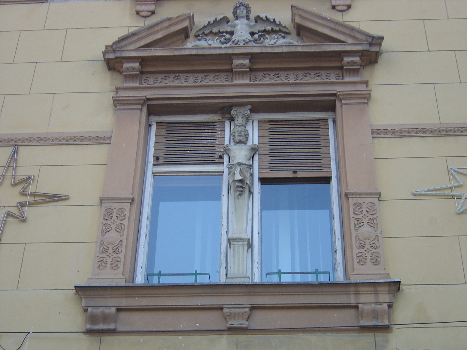 รูปถ่าย สโลวีเนีย(Slovenia) พีทูจ(Ptuj) 2005-03 13