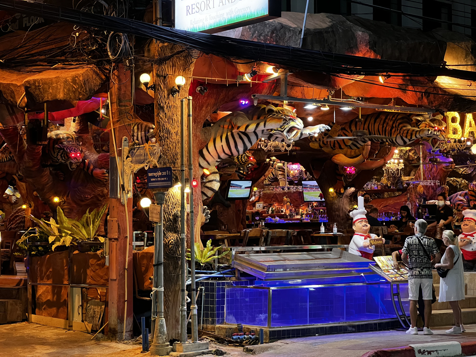 รูปถ่าย ไทย(Thailand) ภูเก็ต(Phuket) ป่าตอง(Patong) 2021-12 69