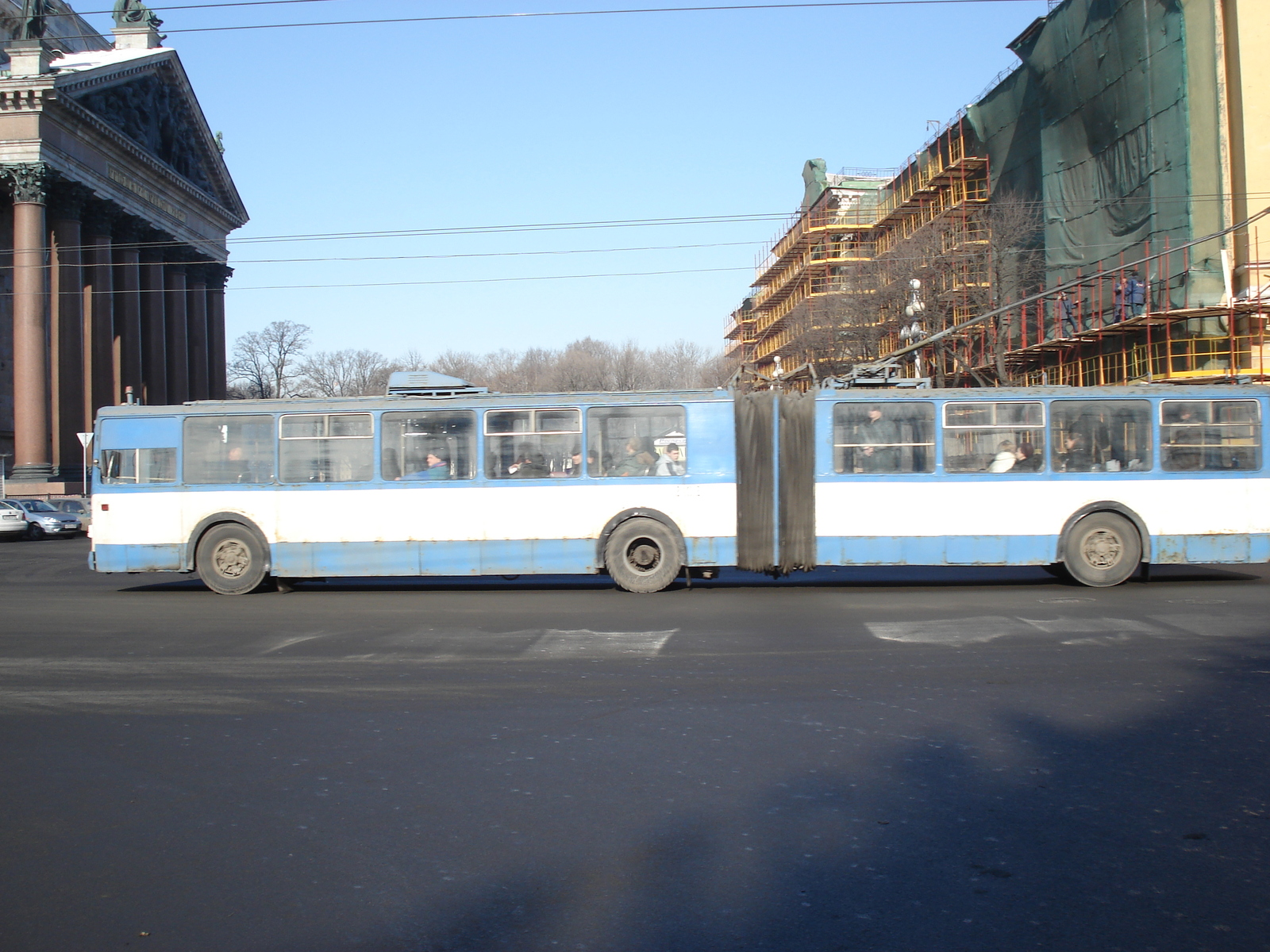 รูปถ่าย รัสเซีย(Russia) เซนต์ปีเตอร์สเบิร์ก(St Petersburg) จัตุรัสเซนต์ไอแซก(St Isaac's Square) 2006-03 22
