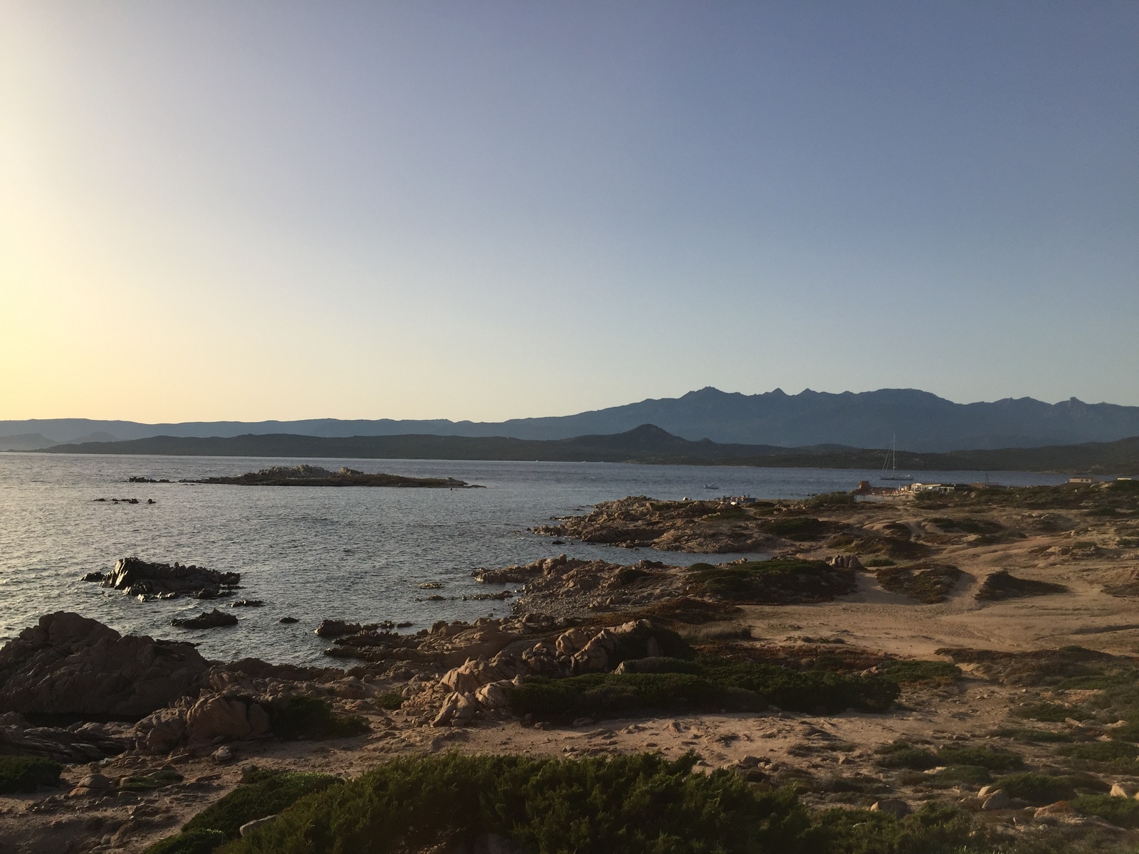 รูปถ่าย ฝรั่งเศส(France) คอร์สิคา(Corsica) หาดตอนนารา(Tonnara Beach) 2017-07 10
