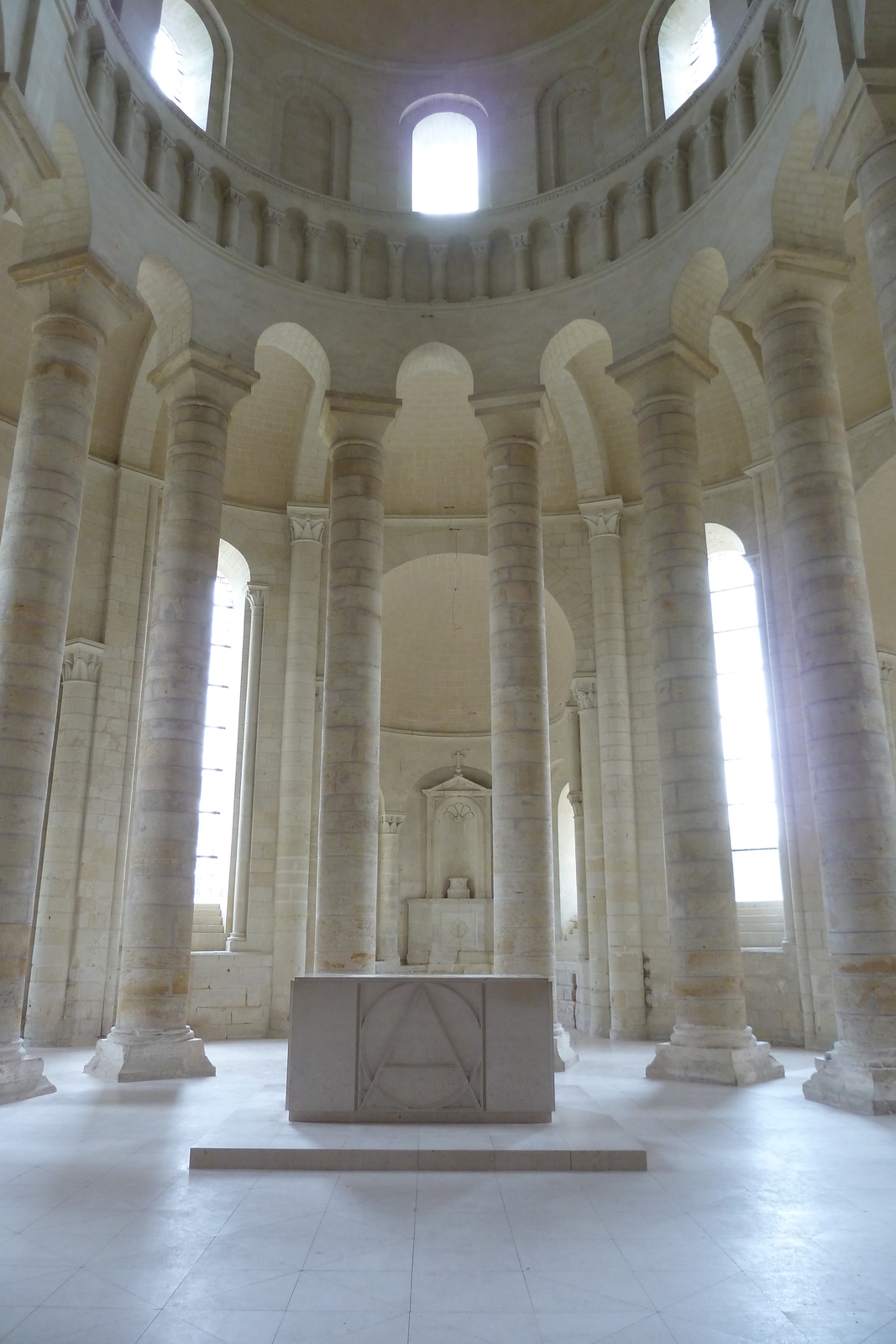 รูปถ่าย ฝรั่งเศส(France) ฟงเตอโวร์(Fontevraud) 2011-05 40