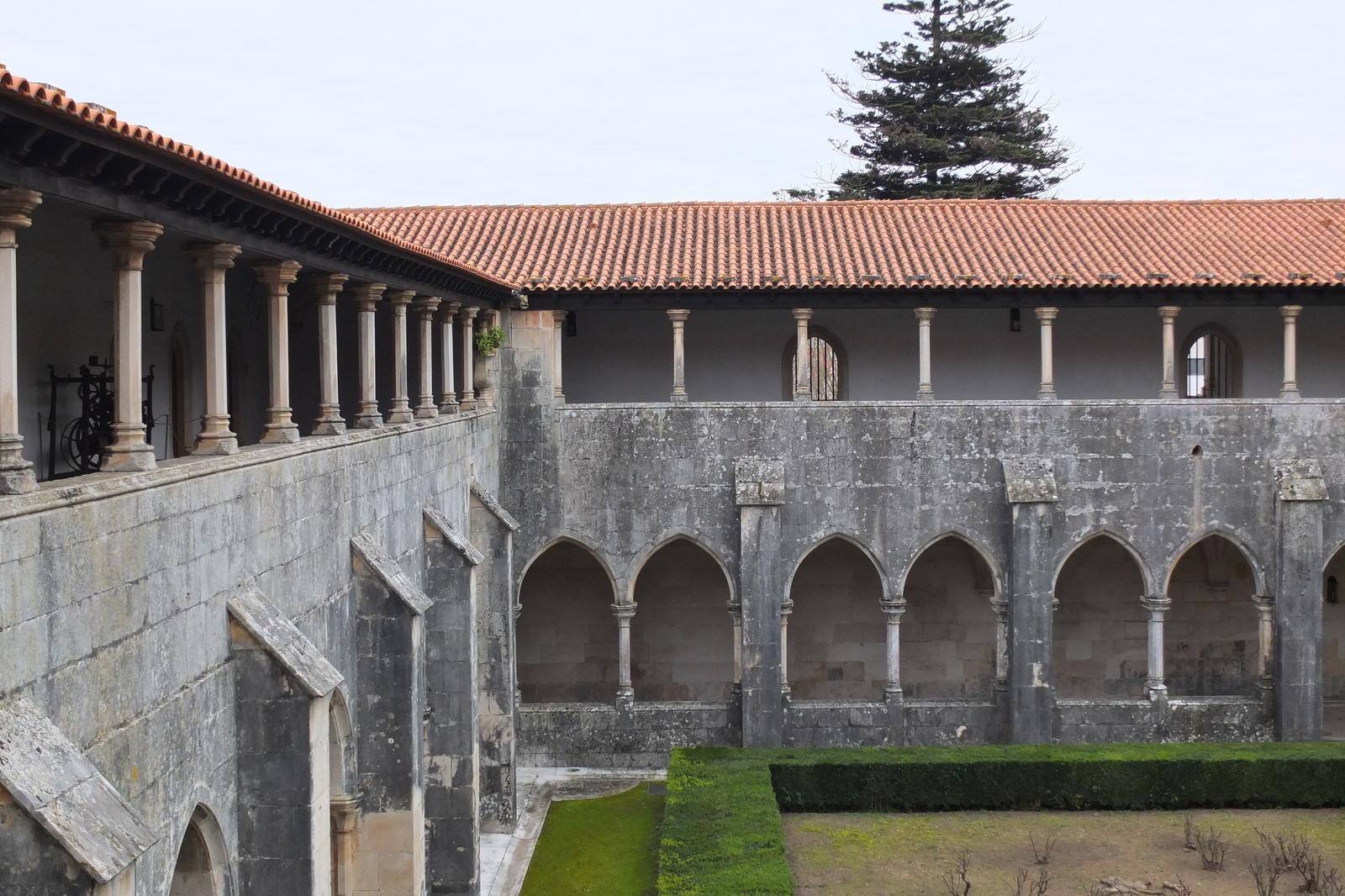 รูปถ่าย โปรตุเกส(Portugal) บาตาลยา(Batalha) 2013-01 161