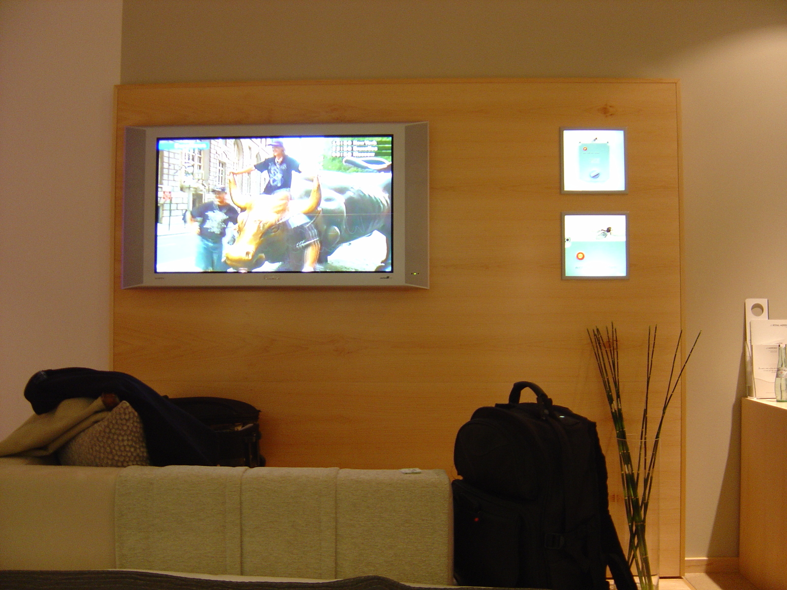 รูปถ่าย เยอรมนี(Germany) ฮัมเบิร์ก(Hamburg) โรงแรมเลอเมอริเดียน(Le Meridien Hotel) 2004-12 19