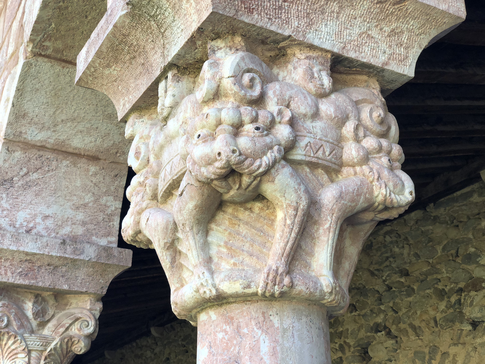รูปถ่าย ฝรั่งเศส(France) แอบบีแซ็งมีแชลเดอกุกซา(Abbaye Saint-Michel de Cuxa) 2018-04 30