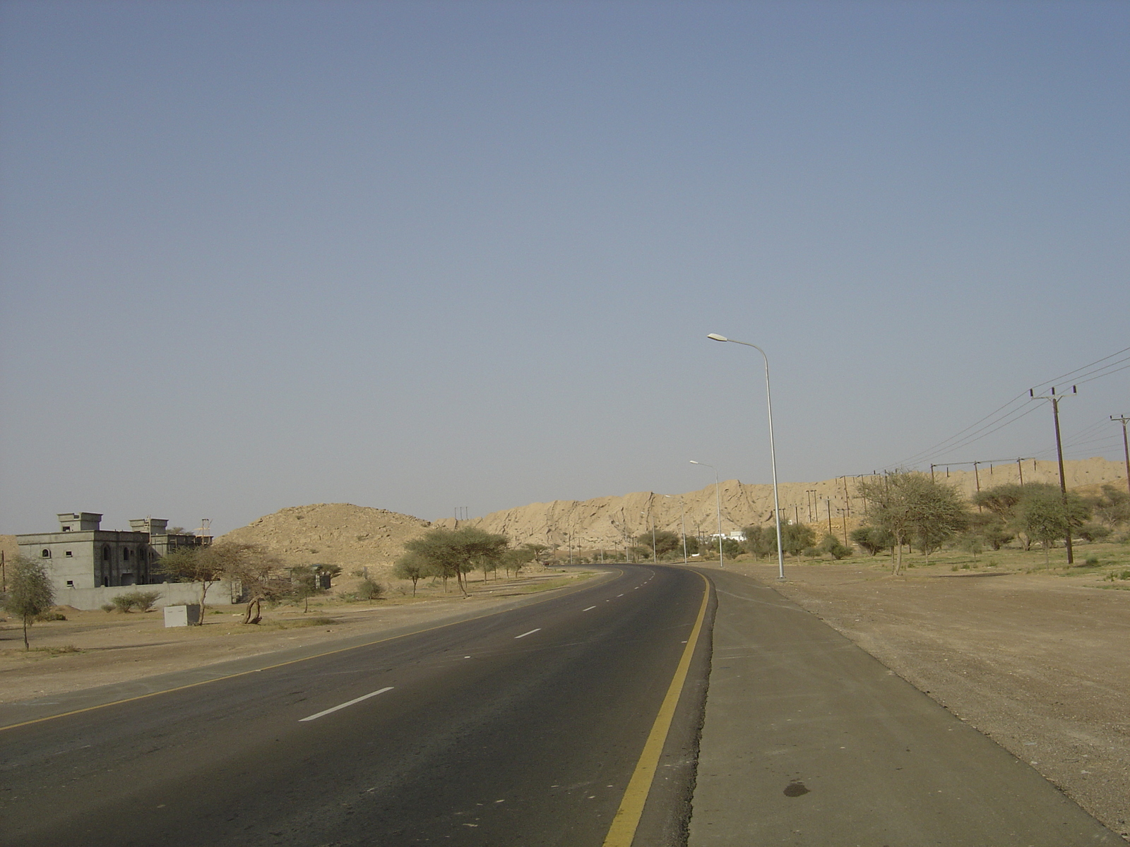 รูปถ่าย โอมาน(Oman) จากบูไมิไปถนนมาฮาดา(Buraimi to Mahada road) 2005-03 4