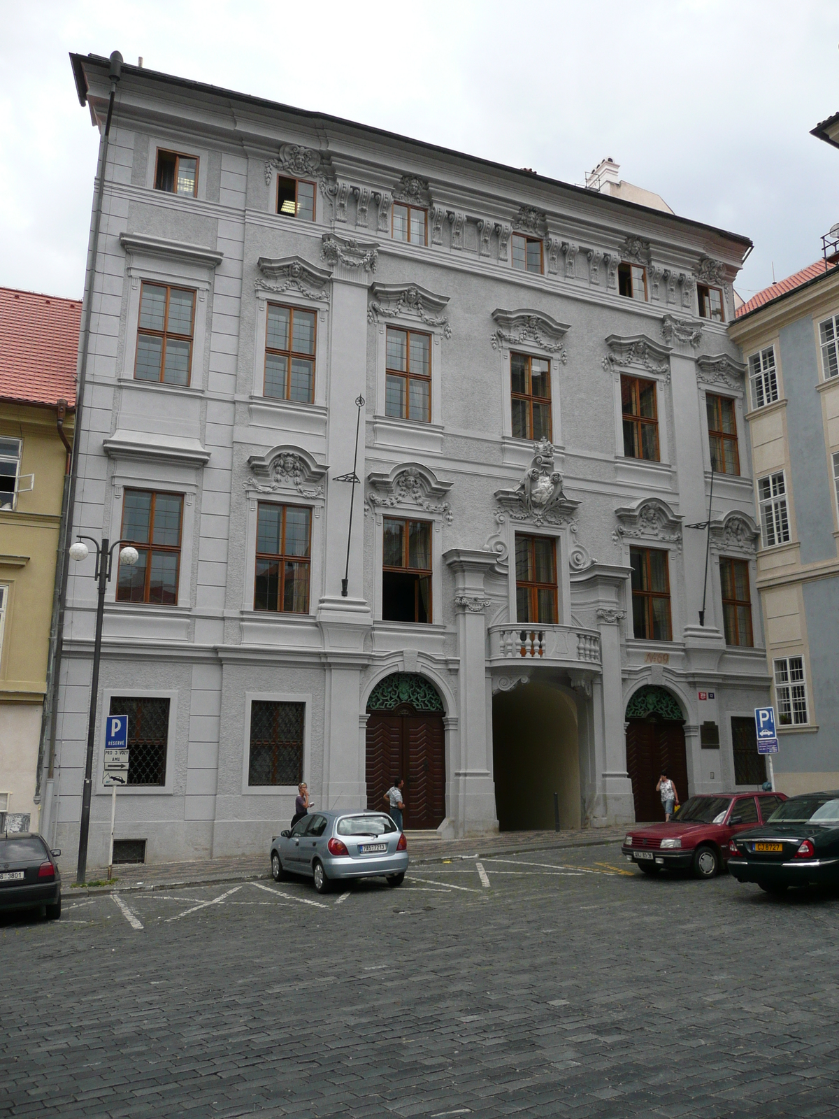 รูปถ่าย สาธารณรัฐเช็ก(Czech Republic) ปราก(Prague) รอบปราสาทปราก(Around Prague Castle) 2007-07 101
